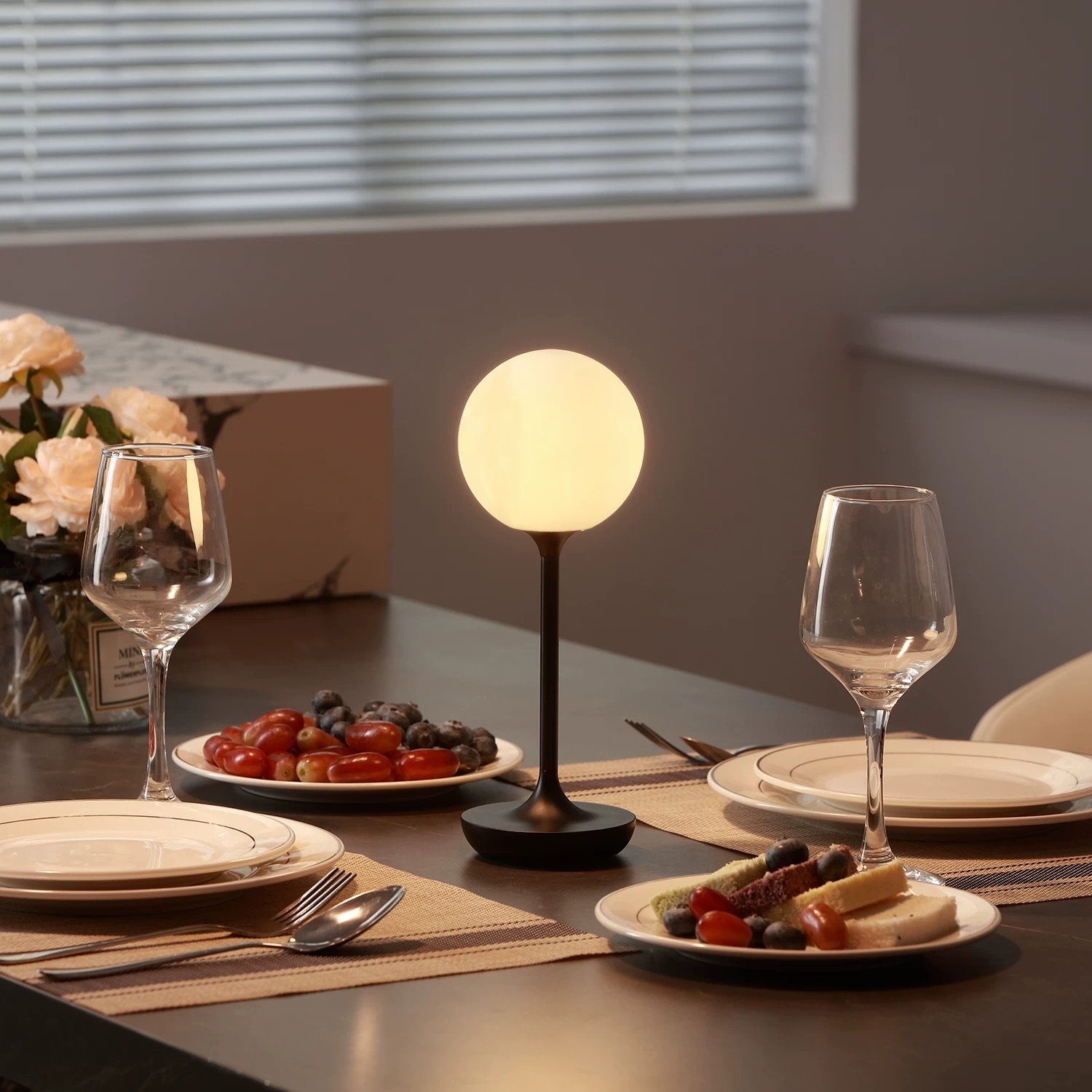 Rechargeable Aluminium glass metal Table Lamp