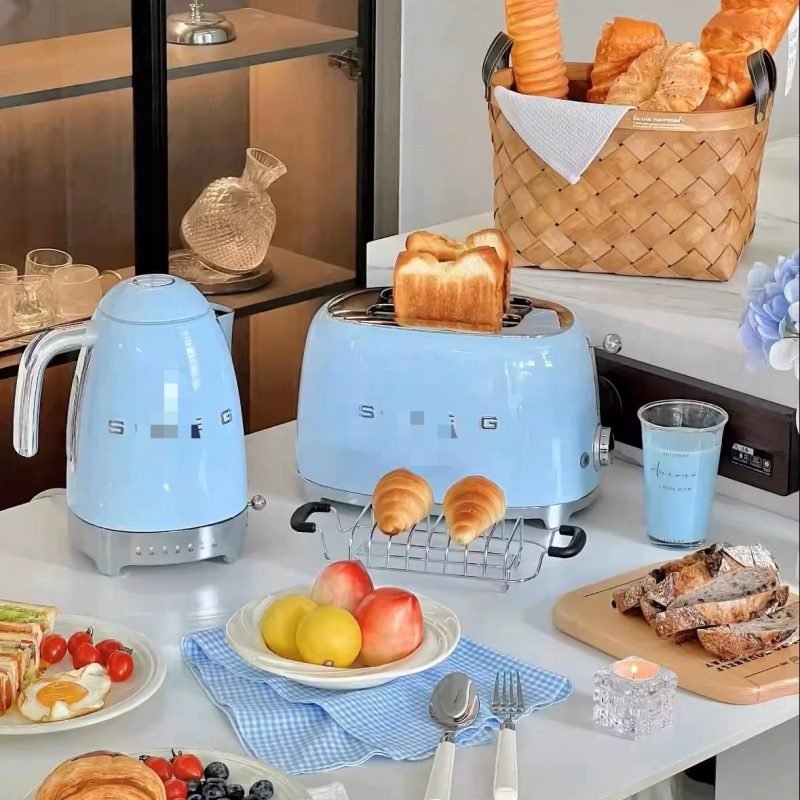 SMEG KLF04 KETTLE