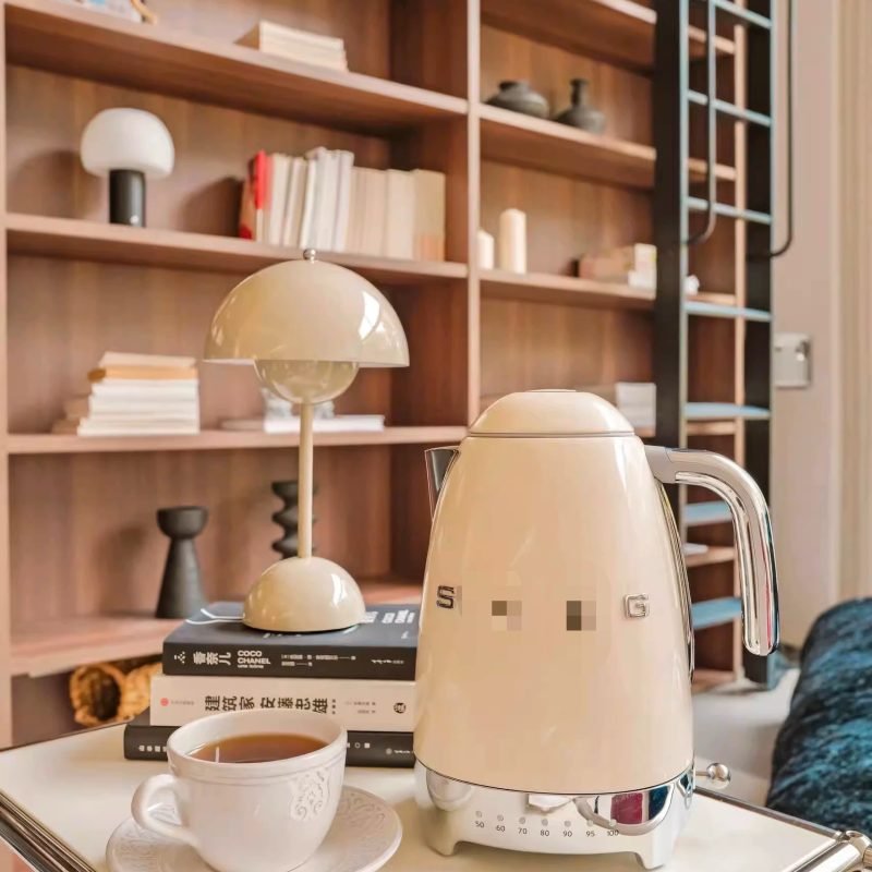 SMEG kettle